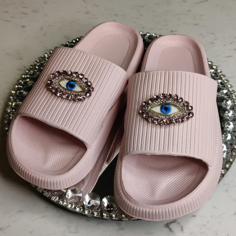 Pink Evil eye Rhinestone slides Size 8 - Picture 4 of 7